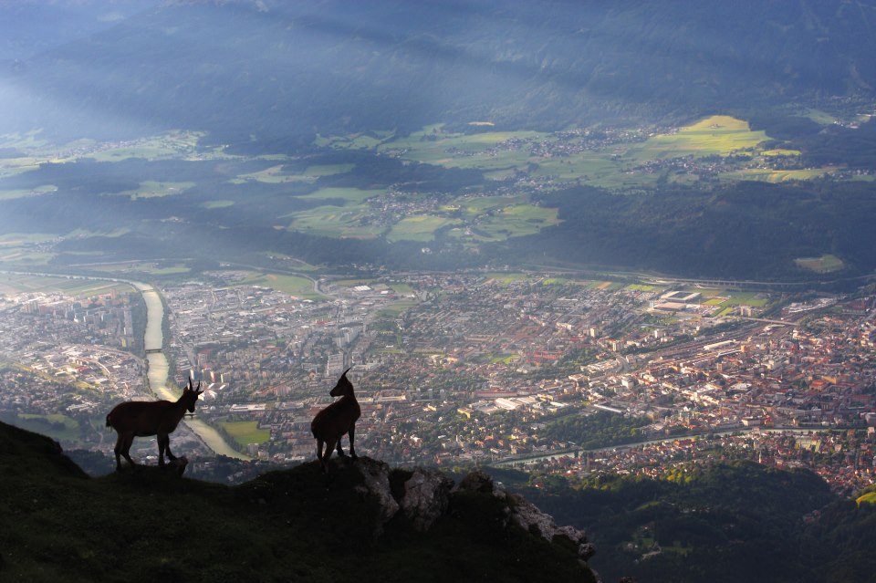 Innsbruck a hegyekből