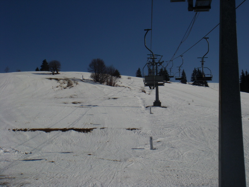 Egy részén már olvad a hó