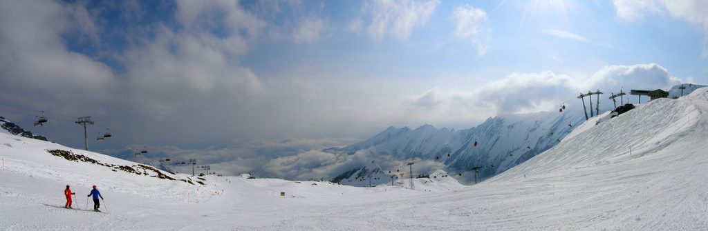 Ez a kép megtekinthető az Over magazin 2009. tavaszi számában is.