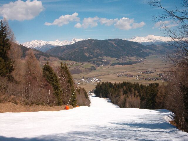 A Schwaigeralmabfahrt (22) alsóbb szakasza