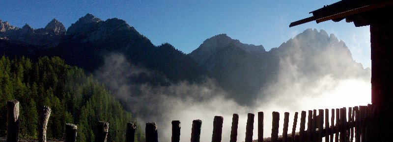 Morgenstimmung-Spitzkofel-Zaun.jpg