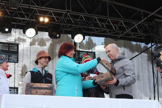 A nyeremények kiosztása...