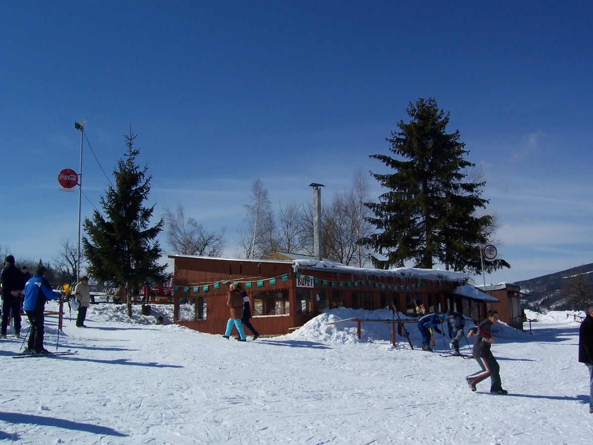 Az új Food Bar épülete