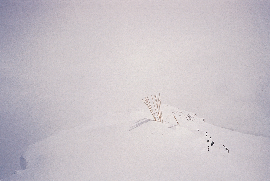 A csúcs már félig felhőben