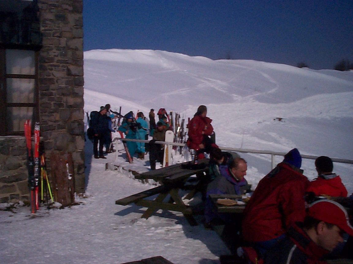 nhh06e.jpg