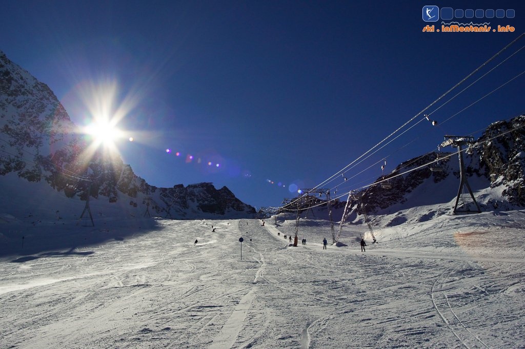 Stubai , napsütés és porhó - Fotó: skiinmontanis