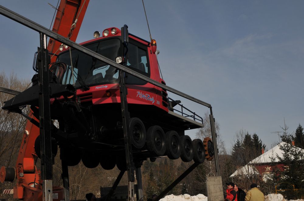 sipark-pistenbully300-02.jpg