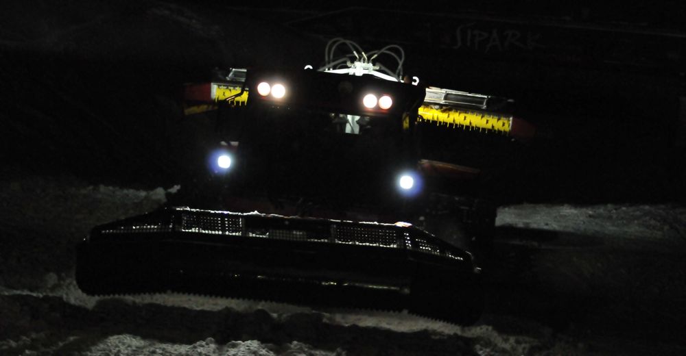 sipark-pistenbully300-14.jpg