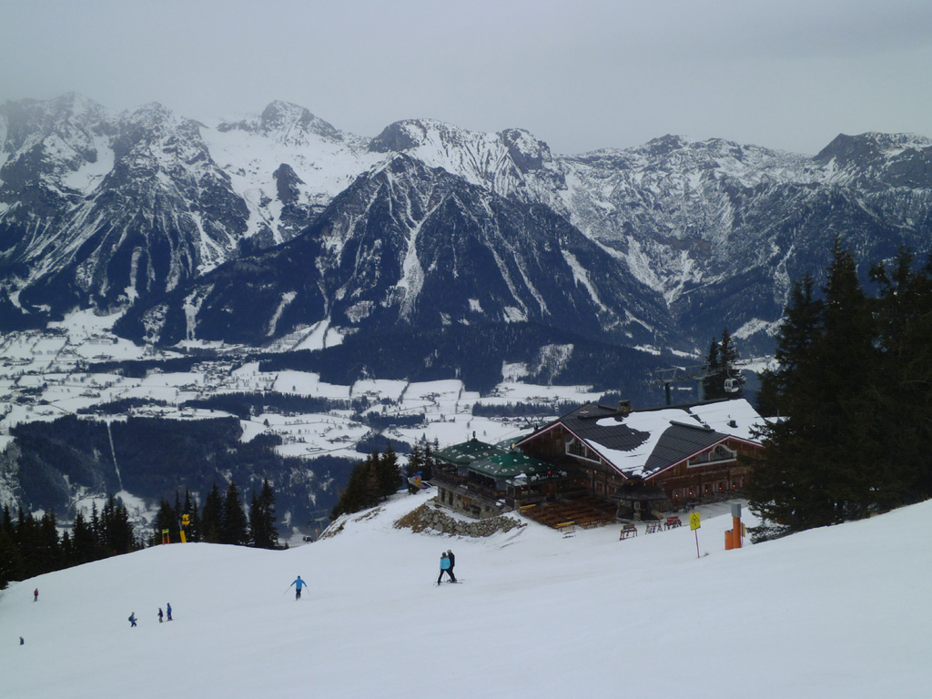Schaf-Alm a Planaibahn tetejénél