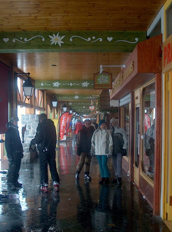 Maradt a "shoppingolás" és a séta