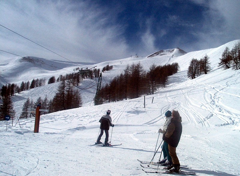Közben az átszállóhely a másik húzós felvonóra