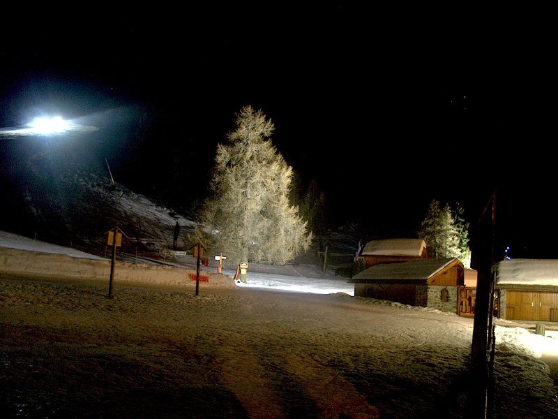 Esti képek a pálya alján