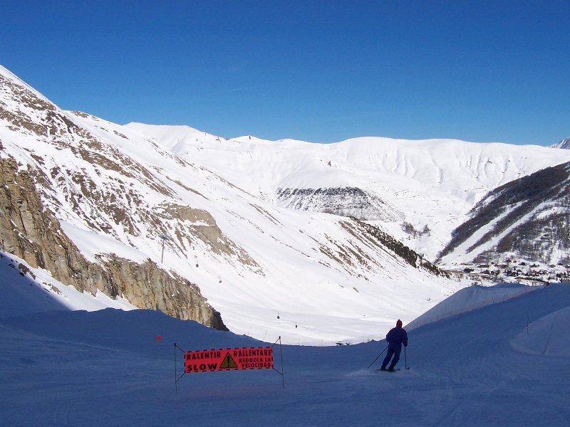 ...a fekete és piros pálya csatlakozása és...