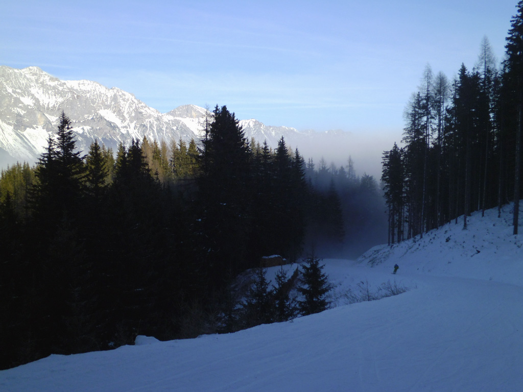 Átkötés a Silverjet felső állomásától a piros 4-esig