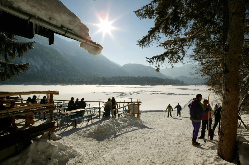 2-Mittersee-Lodensee-Langlauf-Hutte.jpg