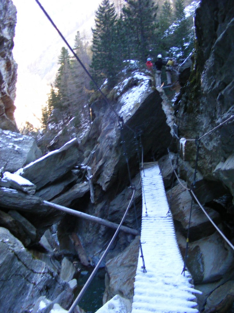 saas-fee-gorge_015.JPG