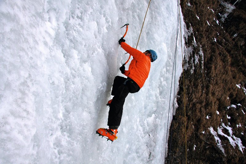 OBP-Eisklettern-Gastein-02.jpg