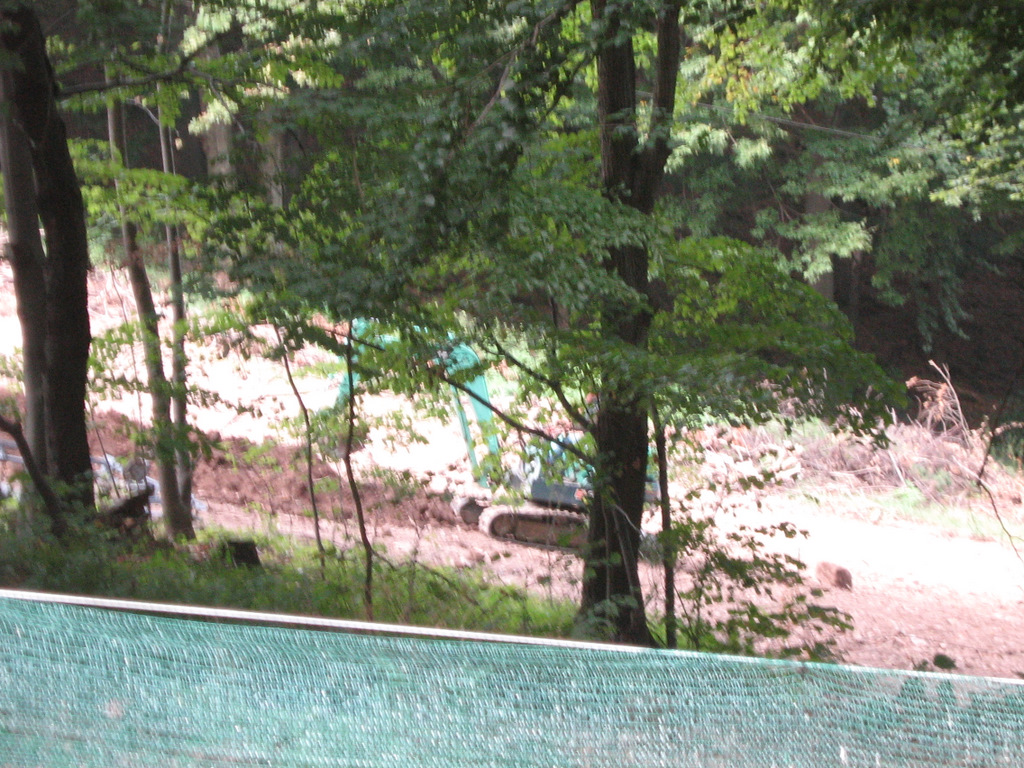 Hétvégén is megy a munka