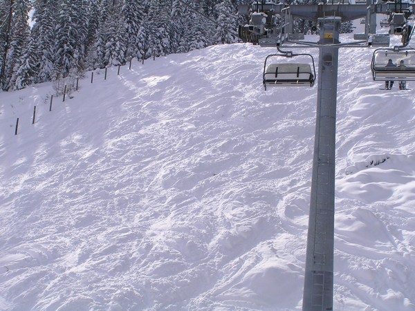 Kezeletlen buckapálya a Fun-Jet alatt