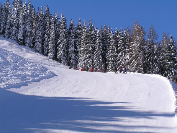 Frissen kezelt sípálya a Planai-n