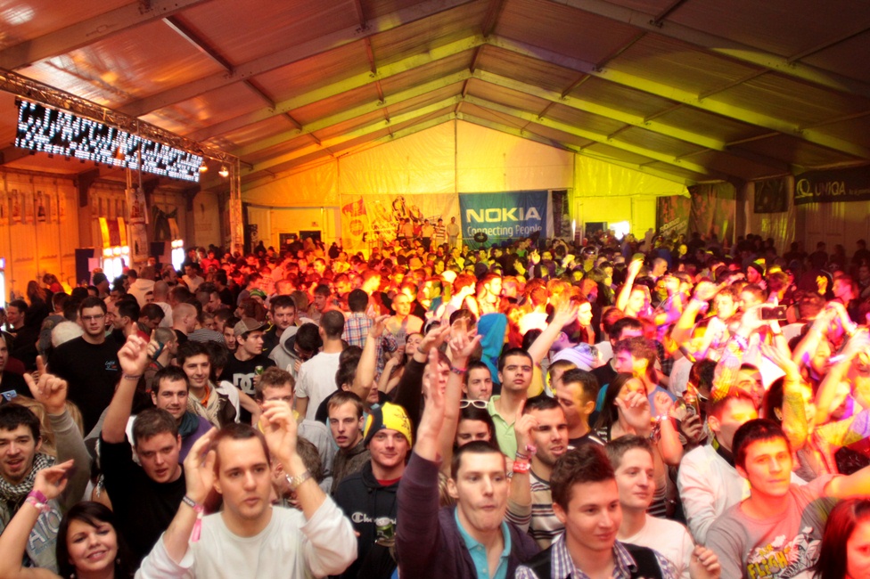 Freeze-party-sitabor--1.jpg