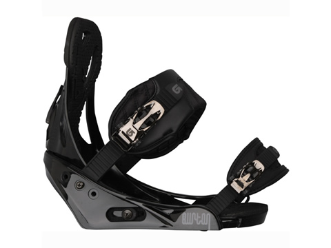 Burton Freestyle unisex snowboard kötés. Több mint 10 éve szolgálatban, minden évben megújuló technikai részletekkel. Idei évben puhább anyagok a pántokon és a háttámlán, a maximális kényelemért. Keménység 3/10.