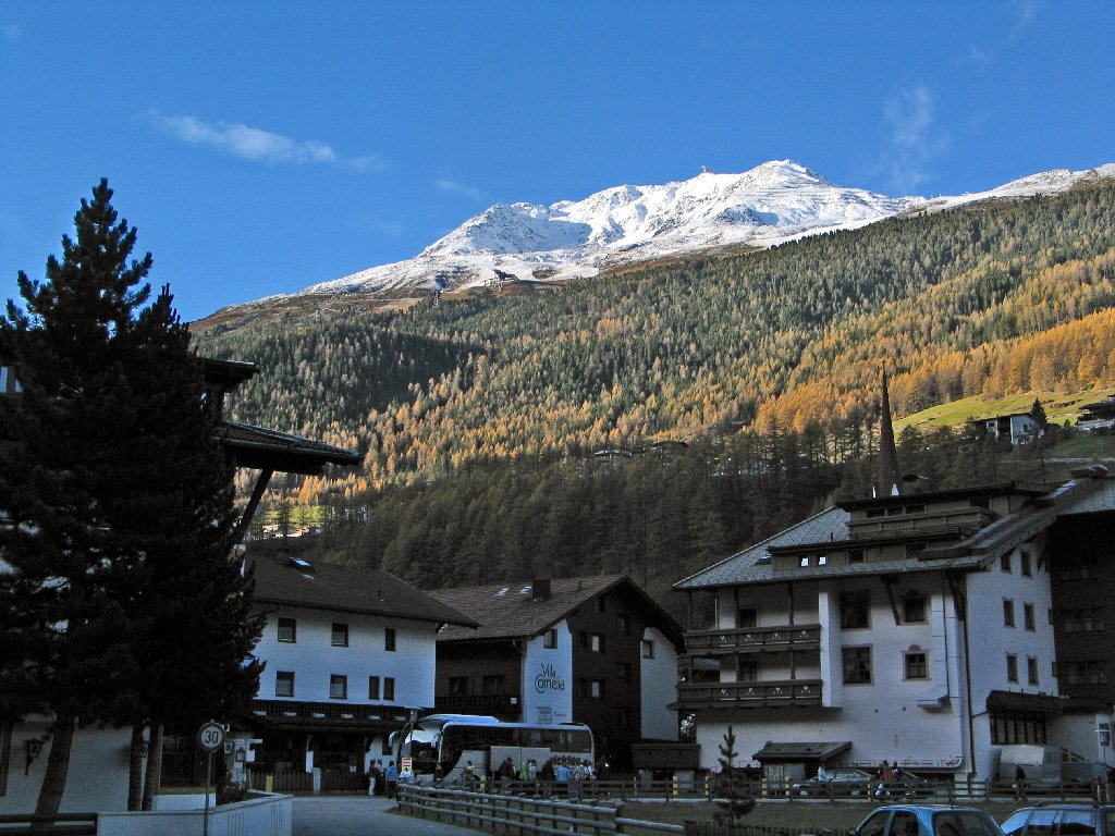 a völgyben még zöld, a csúcson már fehér