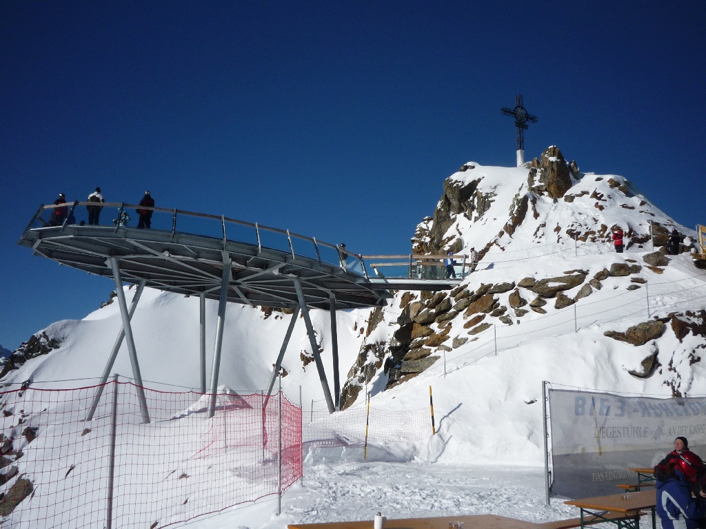 Kilátó a Gaislachkogl tetején (3048 m)