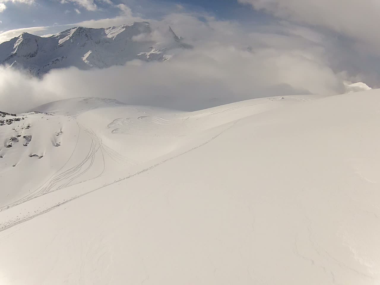 Nyugati oldal, a felső rész balra kicsúszás után