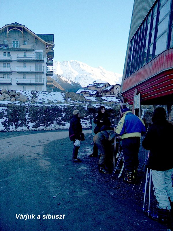 Kőzponti felvonó városi állomásán visszafelé