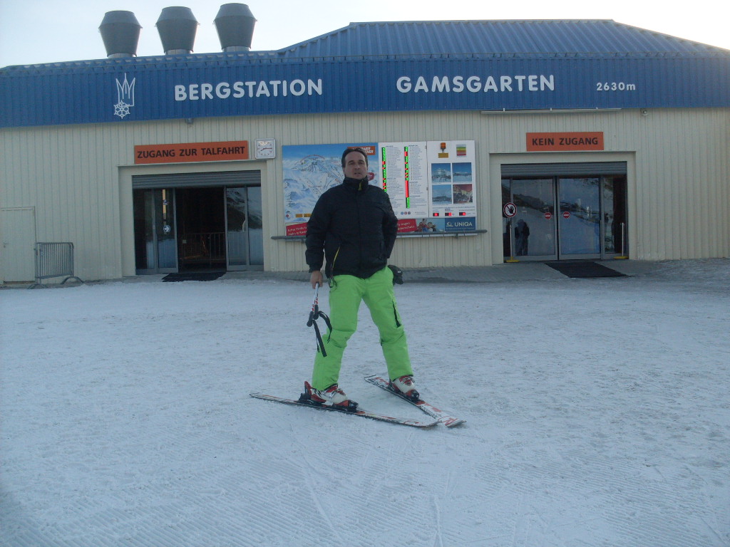 Stubai-Gleccser-2011-11-27-003.jpg