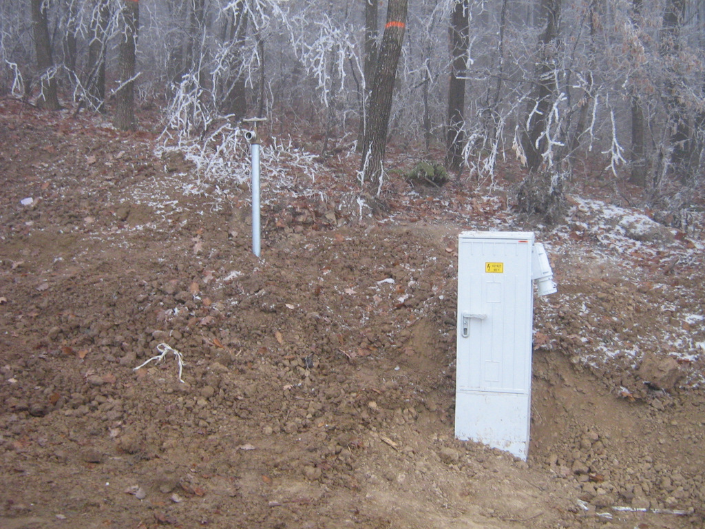 víz és delej, ami a hóágyúknak kell...