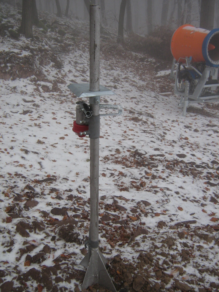 a pöcök még hiányzik