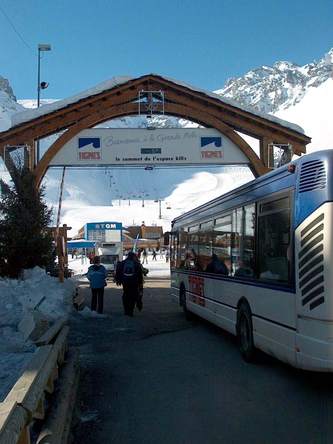 Síbusszal Val Claret-be