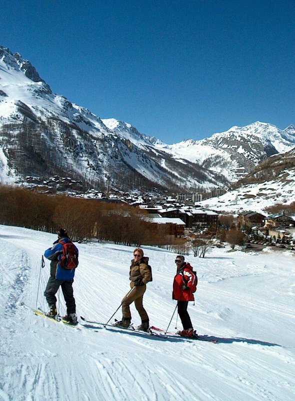 Val d' Isere szélső házai
