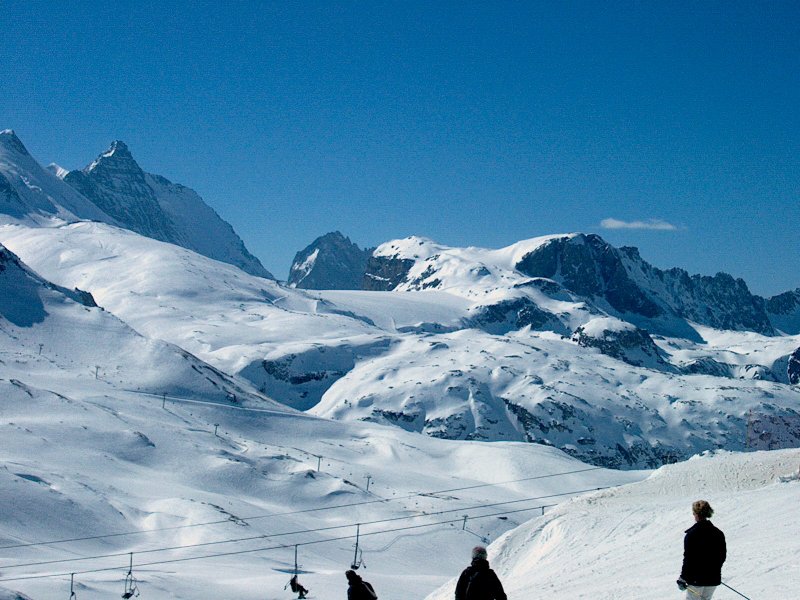 Balra fenn a Gr.Casse és alatta a Ves-hágó