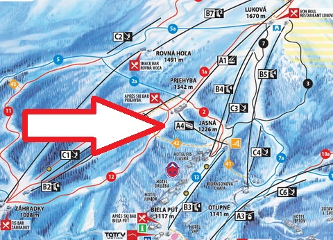 A sikló helye a térképen (A4), felette a funitel (A1)