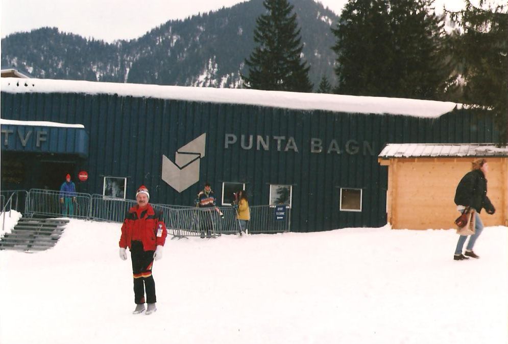 Franciaországban Valfréjusban a Punta Bagnán kiszállva a liftből  2.737 m.-en