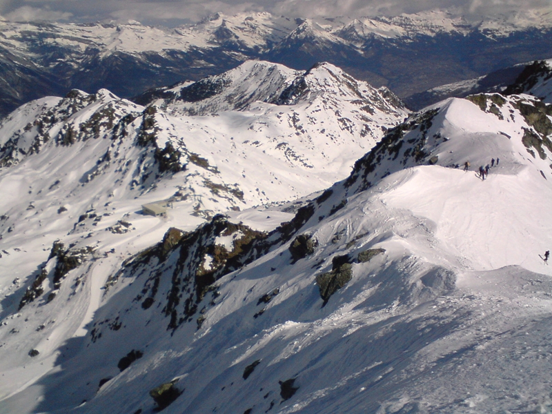 Mont-Gelé, A gerinc