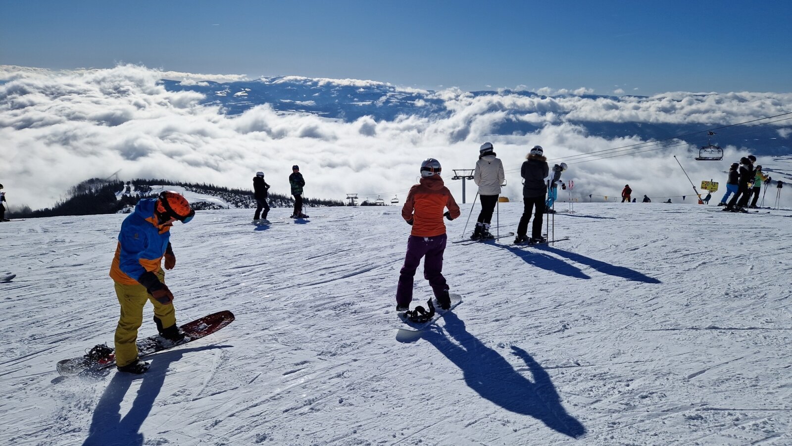 Síelők és snowboardosok a Magas-Tátrában | Fotó: sielok.hu, helyszín: Csorba-tó
