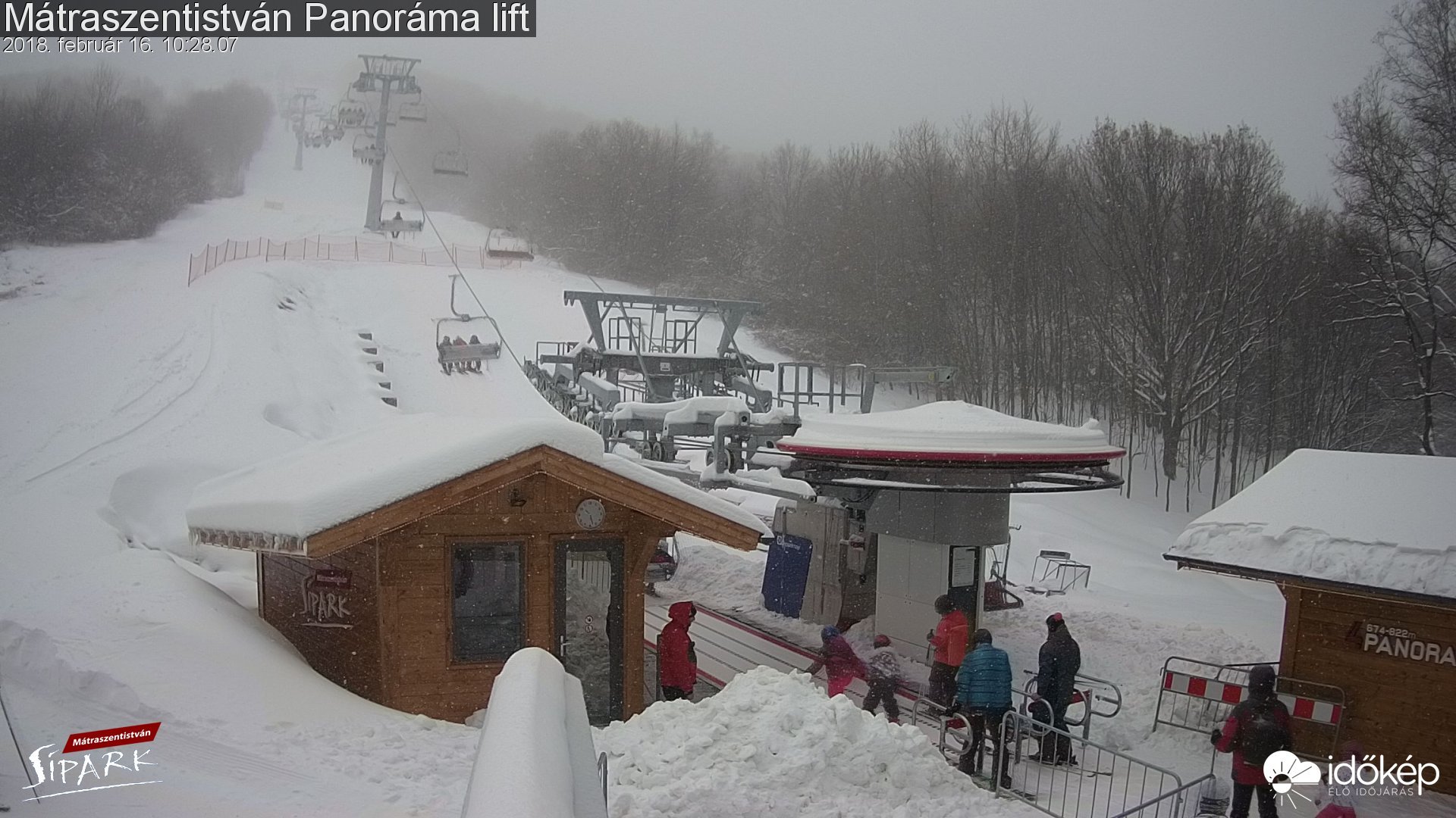 Mátraszentistván ma reggel. Havazással indul a hétvége