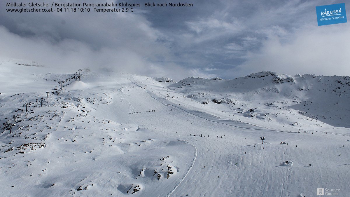 Mölltal. Webkamera november 4-én. Havazás után napsütés.