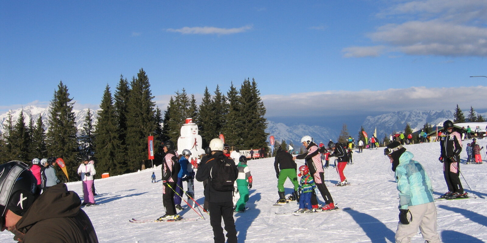 Veszélyforrás: tömeg a pályán