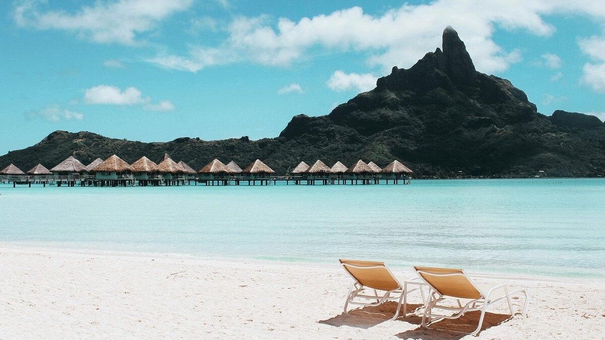 Egzotikus úti célok között szerepel Tanzánia, a Seychelle-szigetek, a Maldív-szigetek és Indonézia