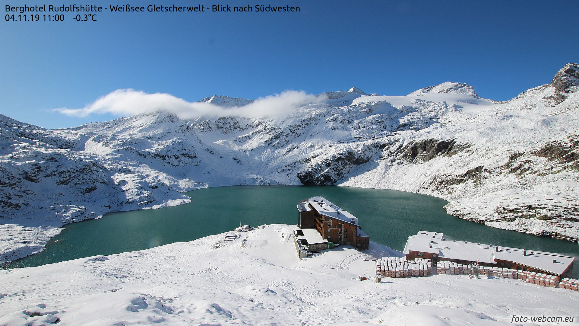 Rudolfshütte, 2315 m, webkamera tegnap. Reggelre 16 cm hó hullott