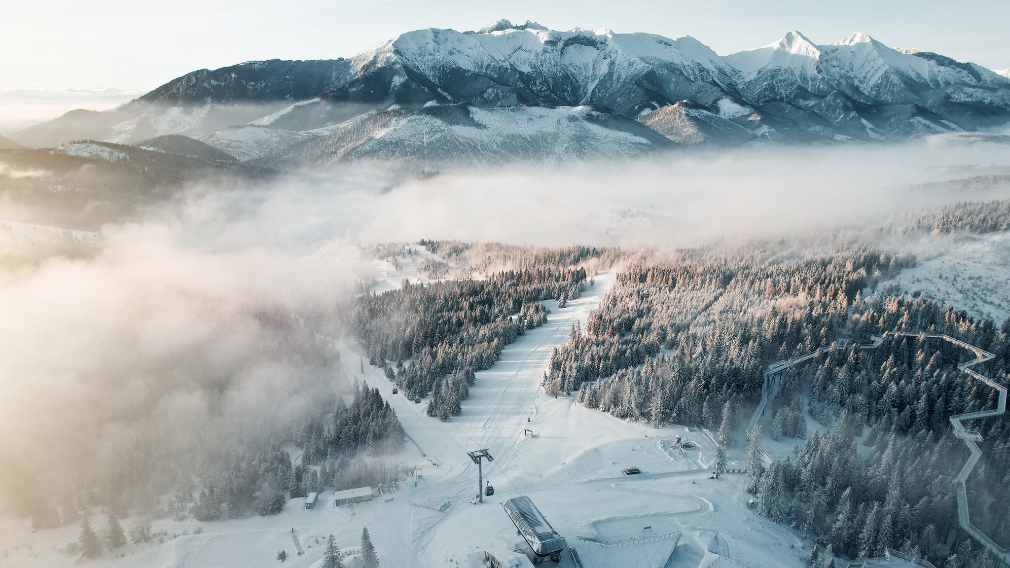 Bachledka, Szlovákia: 2 év szünet után ismét lehet síelni a lengyel határ közelében!