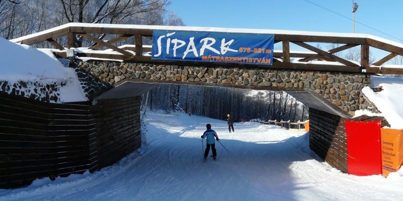 Egy havas nap a Mátraszentistváni Síparkban