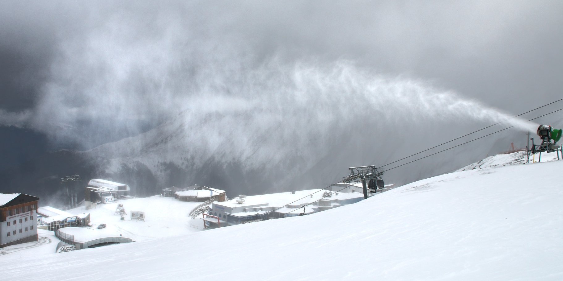 Hóágyúzás csütörtök délután Kaprunban - Fotó: Stánicz Balázs (Stani)