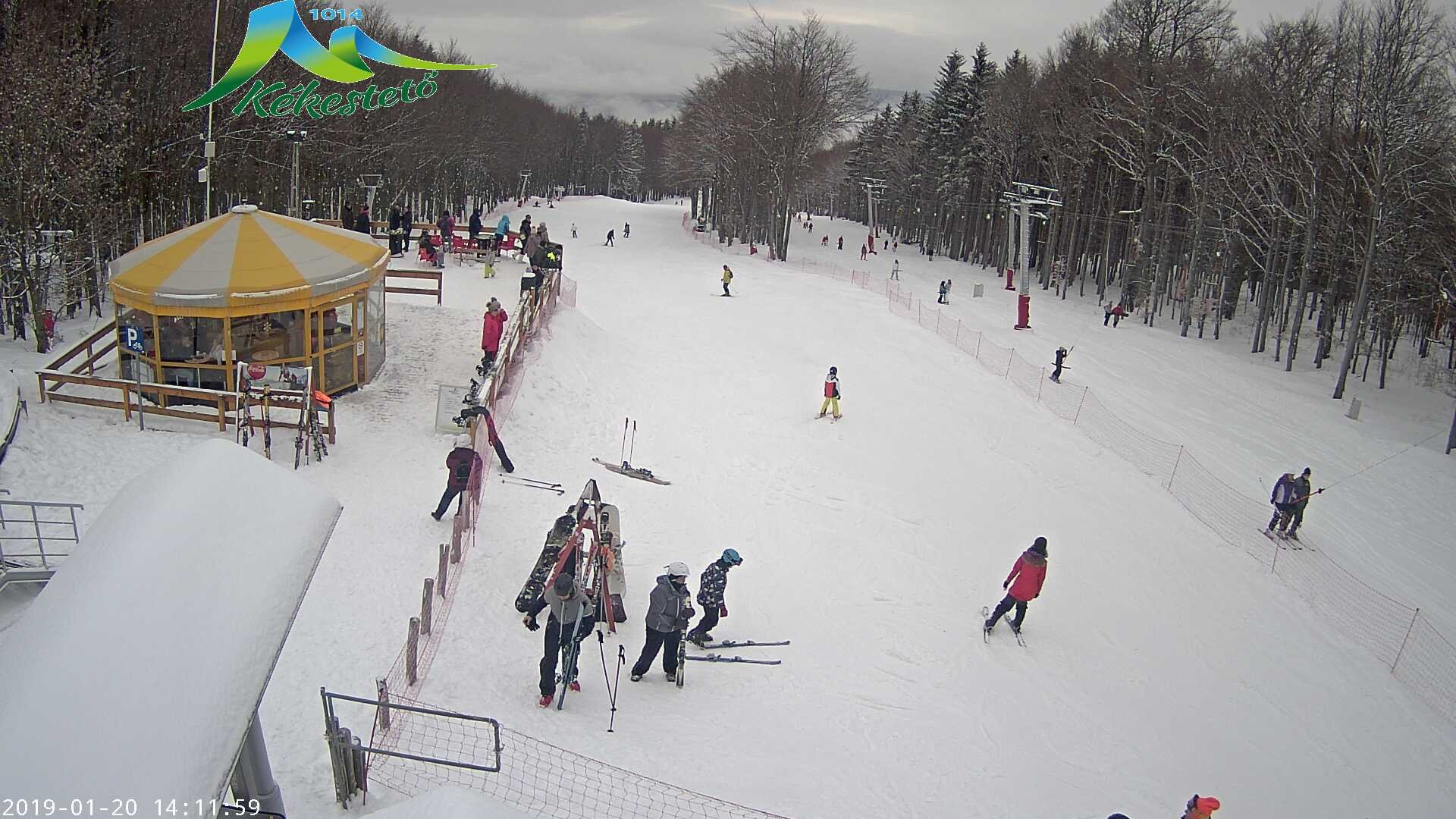 Kékestető webkamera vasárnap reggel