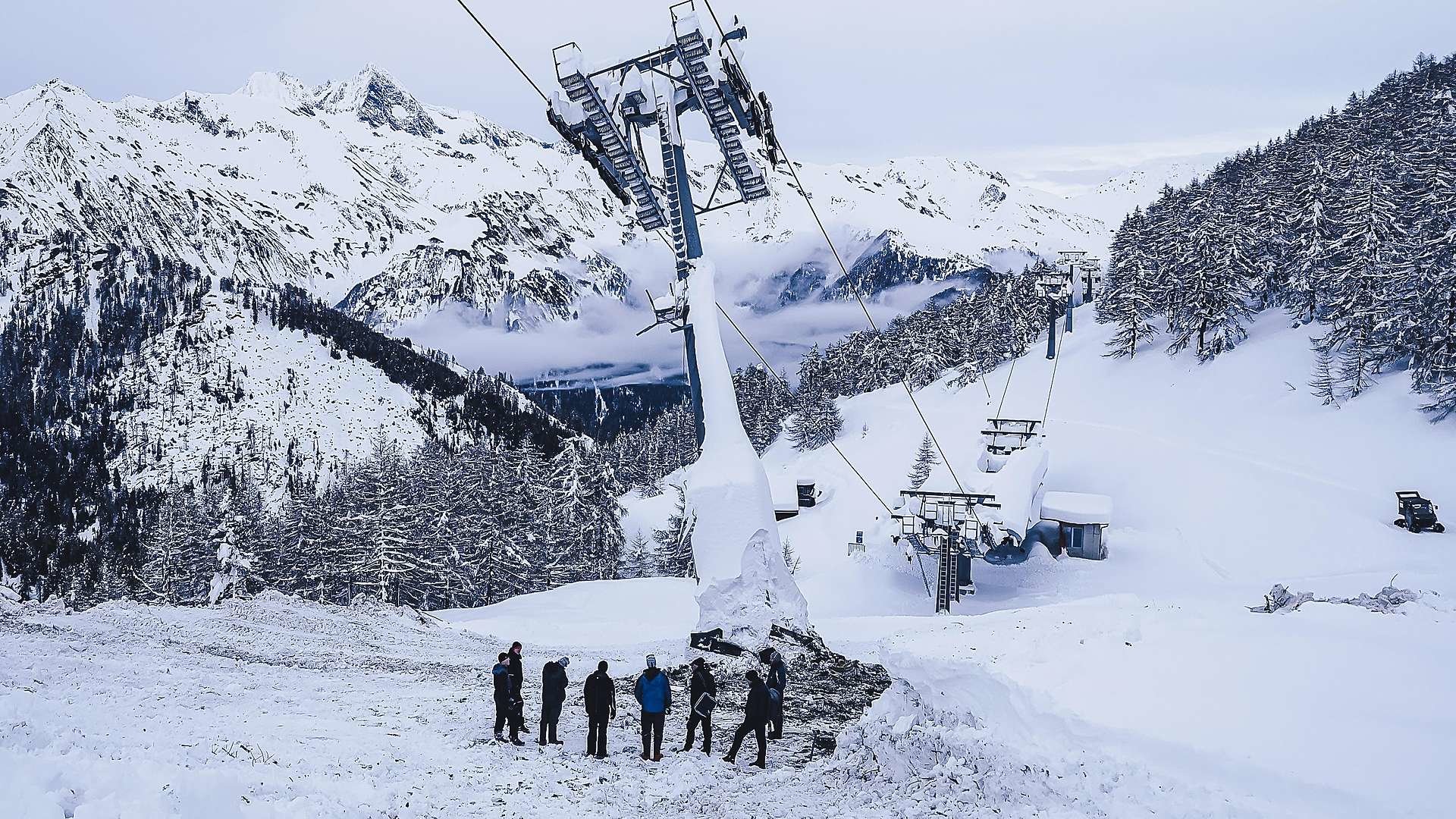 A megrongálódott liftoszlop